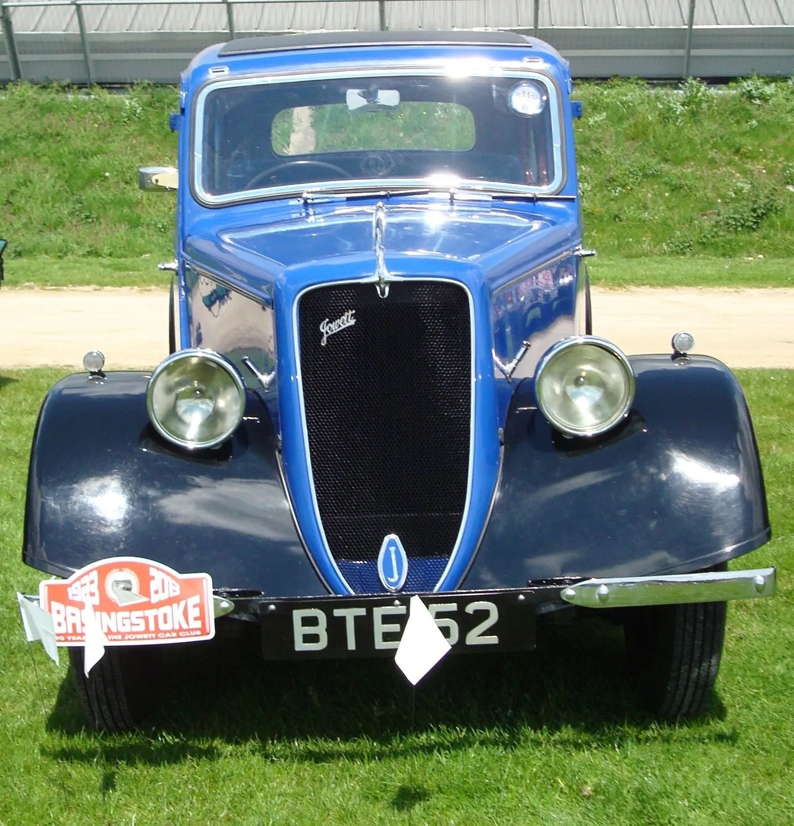 1937 Jowett Eight -- 946 cc side-valve flat twin saloon, 2888 produced 1937–1940.